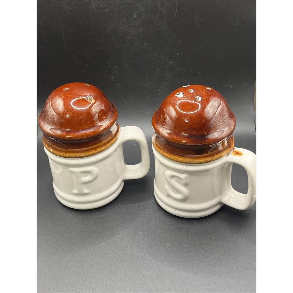 Vtg Brown‎ Drip Glaze Salt Pepper Shakers Pottery Farmhouse Handles 5" Embossed